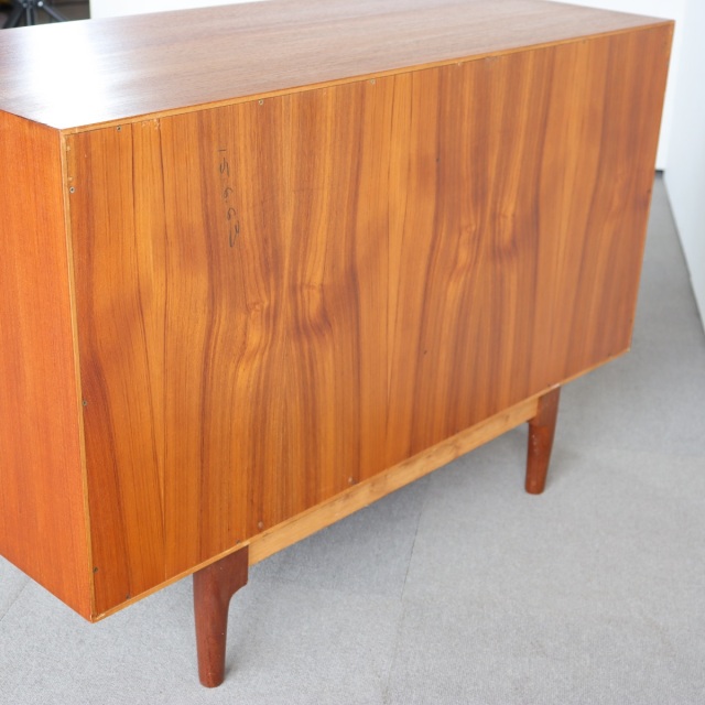 ジープランのミニキャビネット