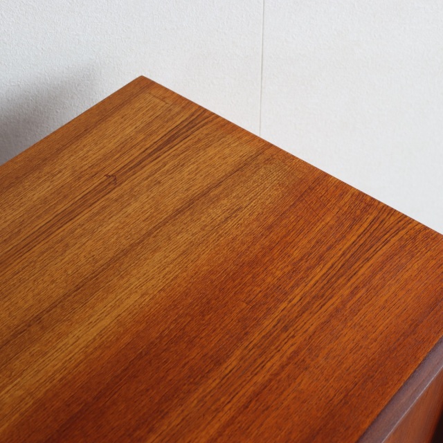 ジープランのミニキャビネット