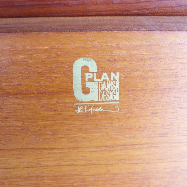 アイアンレッグを付けたジープランの棚