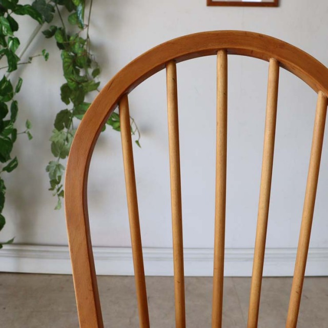 ヴィンテージのアーコール（ERCOL）フープバックチェア　商品番号【122041a】