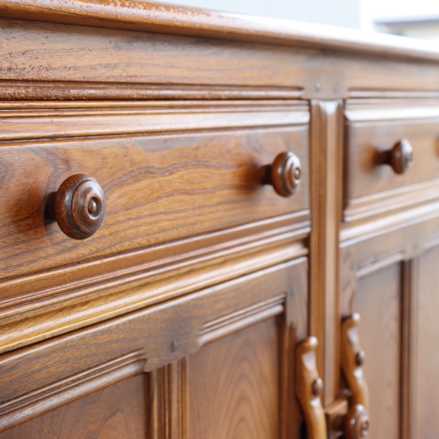 アーコールERCOL GOLDEN DAWNシリーズ　ミニサイドボード