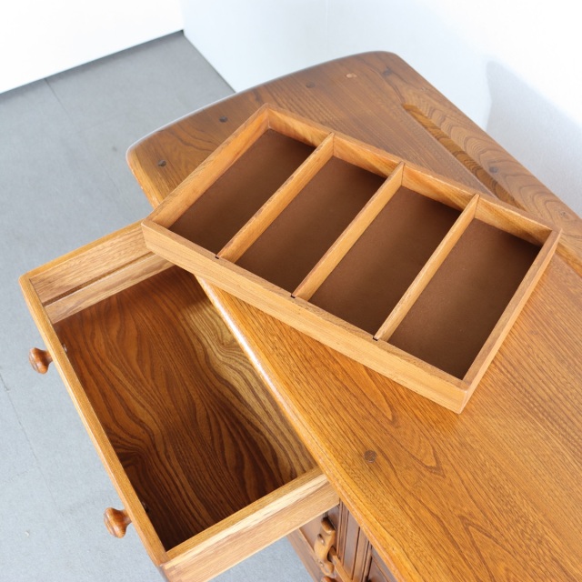 アーコールERCOL GOLDEN DAWNシリーズ　ミニサイドボード