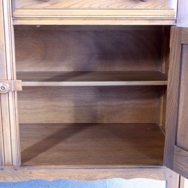 アーコールERCOL GOLDEN DAWNシリーズ　ミニサイドボード