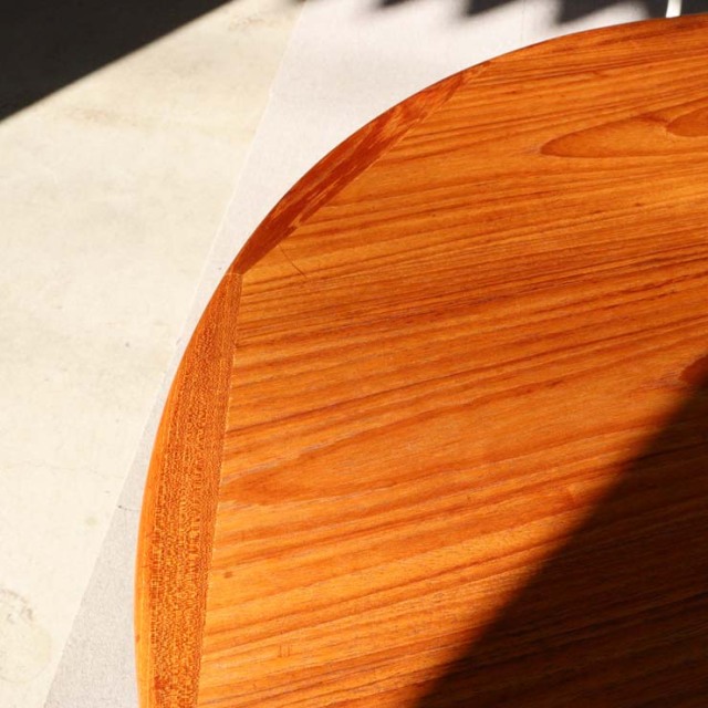 北欧ヴィンテージ　デンマーク製の折りたたみ式ダイニングテーブル