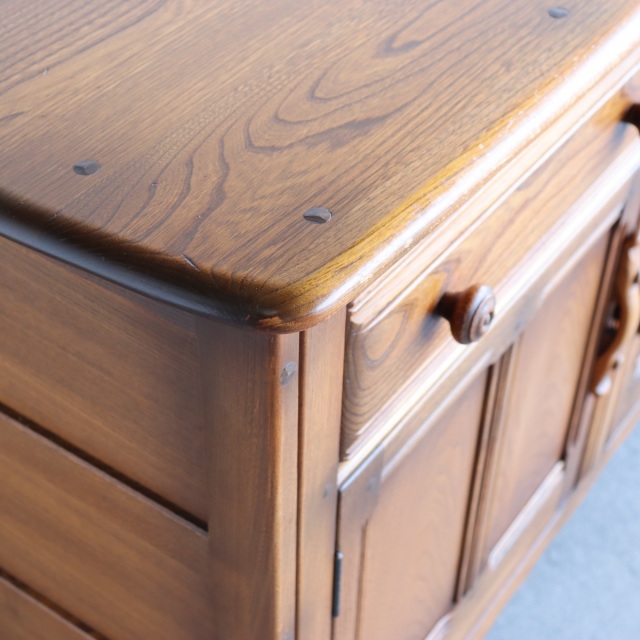 アーコールERCOL GOLDEN DAWNシリーズ　ミニサイドボード