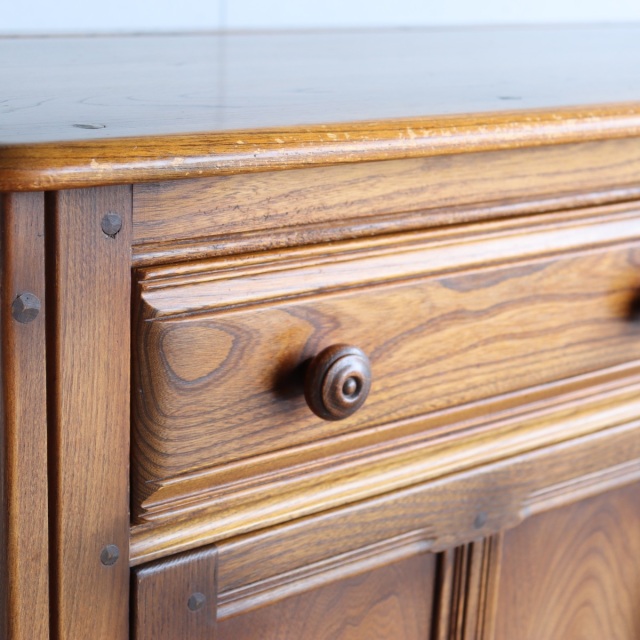 アーコールERCOL GOLDEN DAWNシリーズ　ミニサイドボード