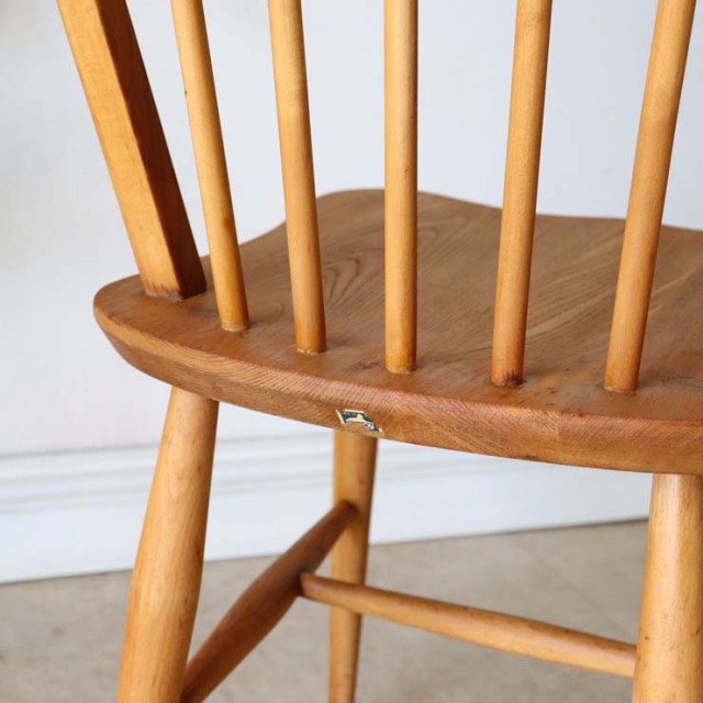 ヴィンテージのアーコール（ERCOL）フープバックチェア　商品番号【122041d】