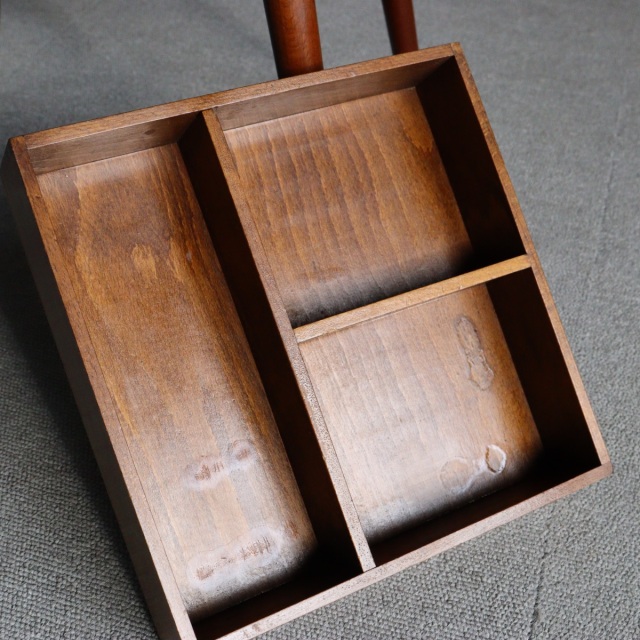 ヴィンテージのソーイングボックス