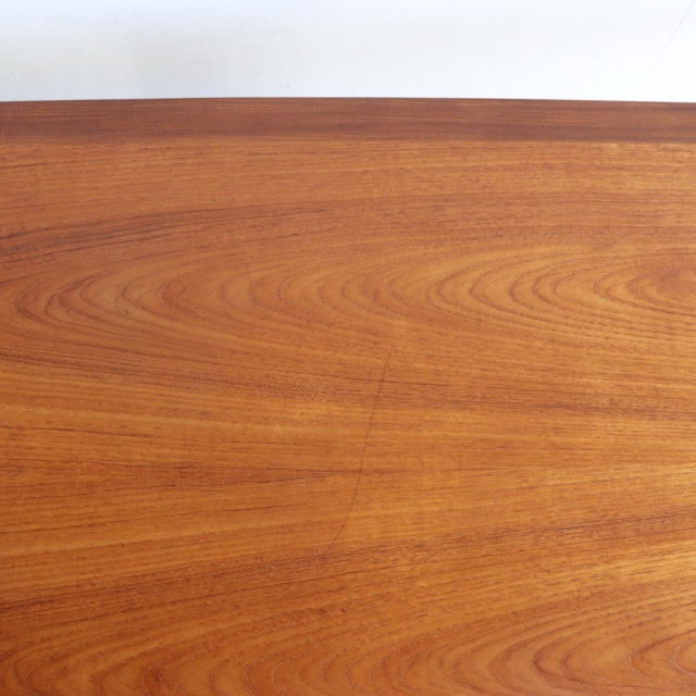 ジープランG-PLANのダイニングテーブル