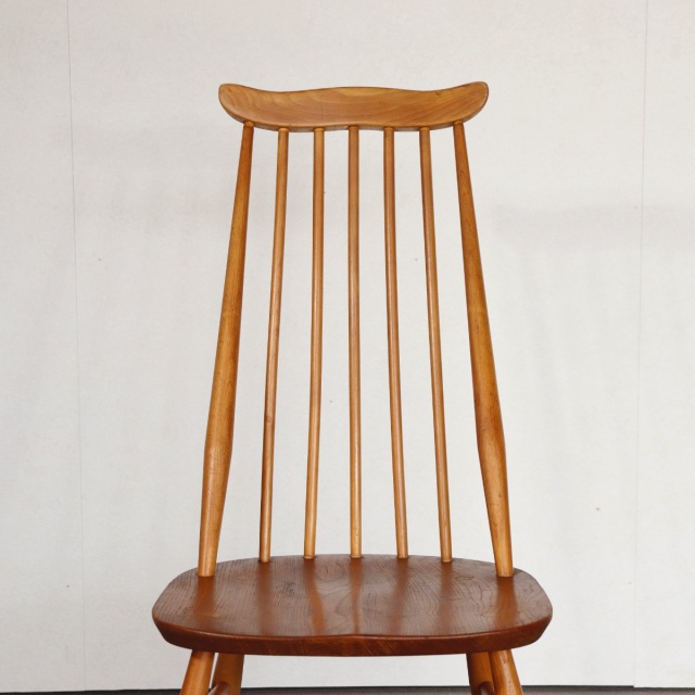 アーコールERCOLのゴールドスミスチェア