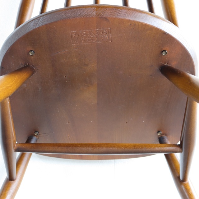 アーコールERCOLのダイニングチェア