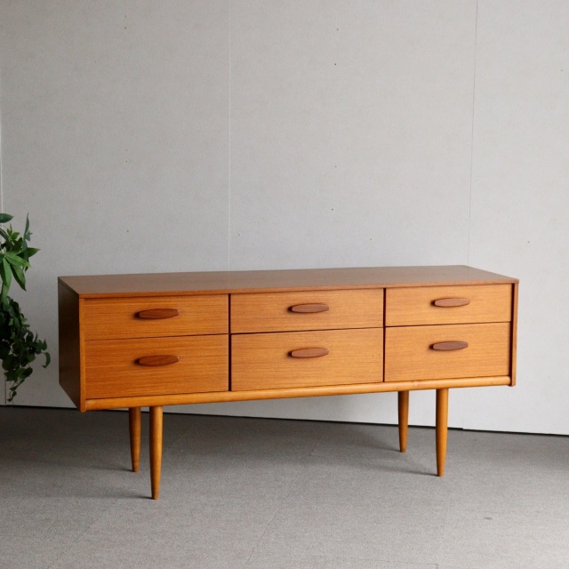 オースティンスイートAustinsuiteのサイドボード
