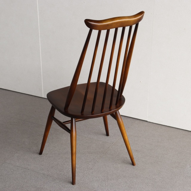 アーコールERCOLのダイニングチェア