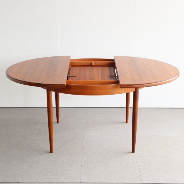 ジープランG-PLANのダイニングチェア