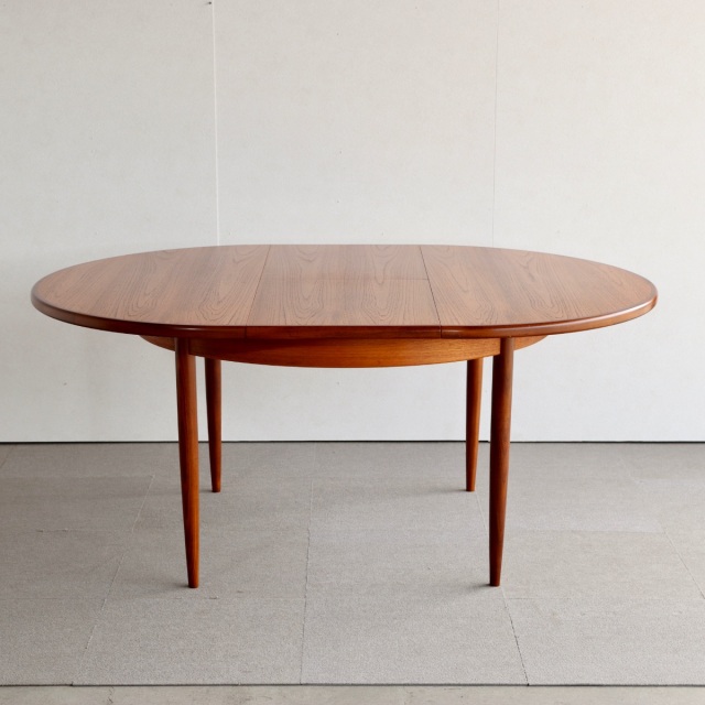 ジープランG-PLANのダイニングチェア