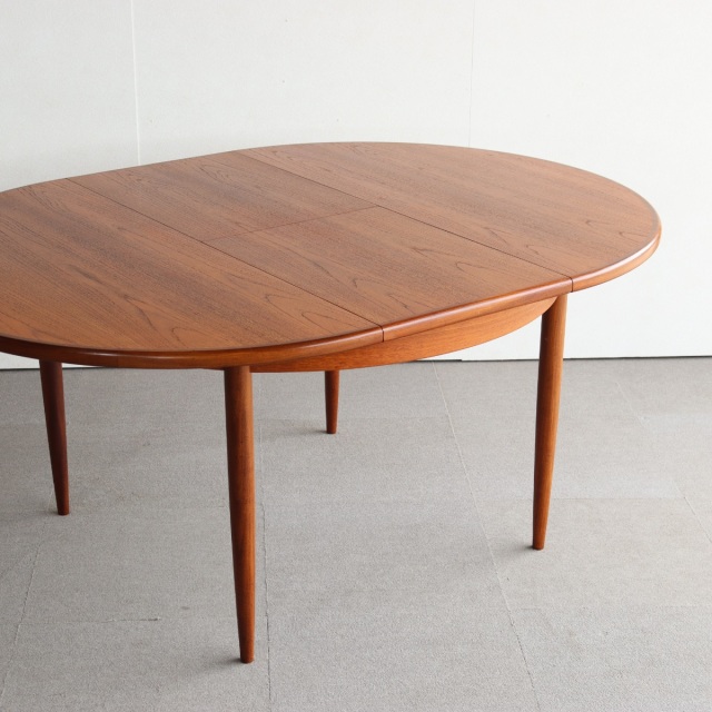 ジープランG-PLANのダイニングチェア