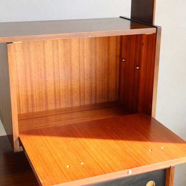 ジープランG-Planルームディバイダー | 英国ヴィンテージ家具 | 注意