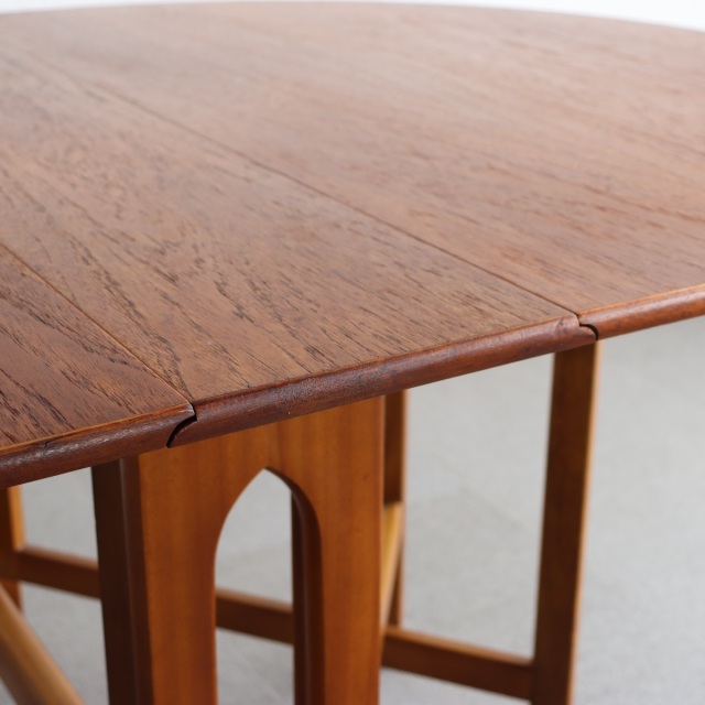 親方のややこしいこだわり」 ジェンティークJENTIQUE 折りたたみ