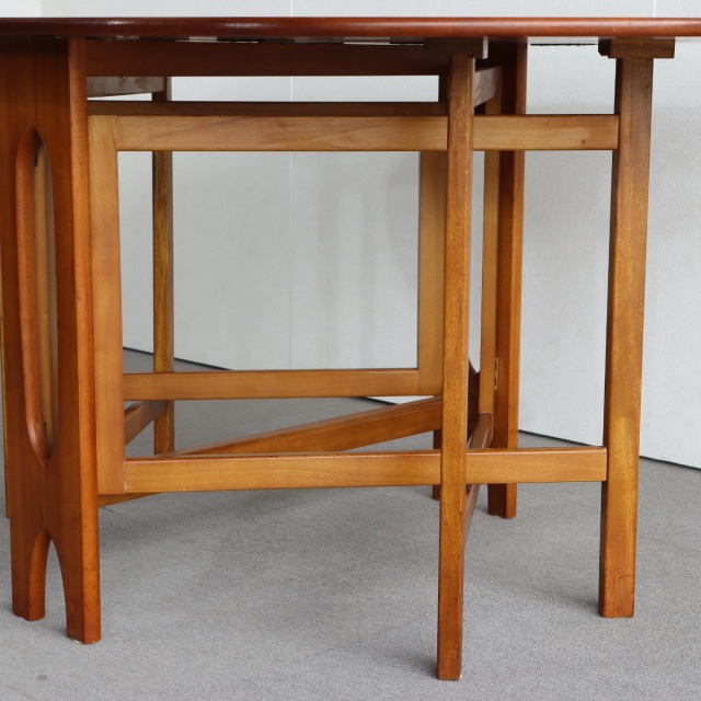 親方のややこしいこだわり」 ジェンティークJENTIQUE 折りたたみ