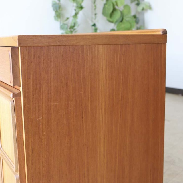 Mcintoshマッキントッシュサイドボード・イギリス製ビンテージ家具・チーク