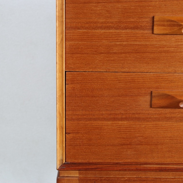 マッキントッシュMacintoshのサイドボード