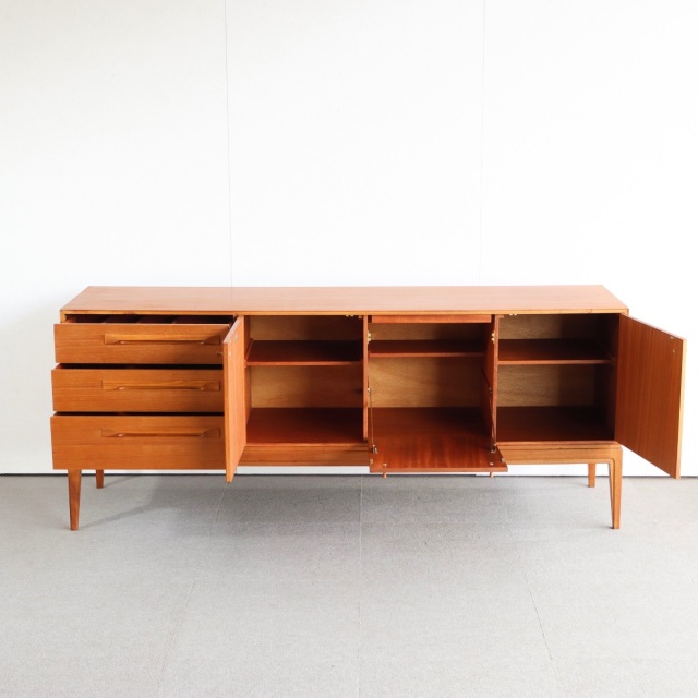 マッキントッシュMacintoshのサイドボード