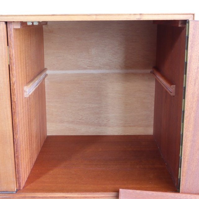 マッキントッシュMacintoshのサイドボード