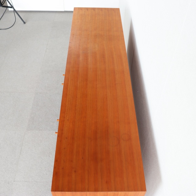 マッキントッシュMacintoshのサイドボード