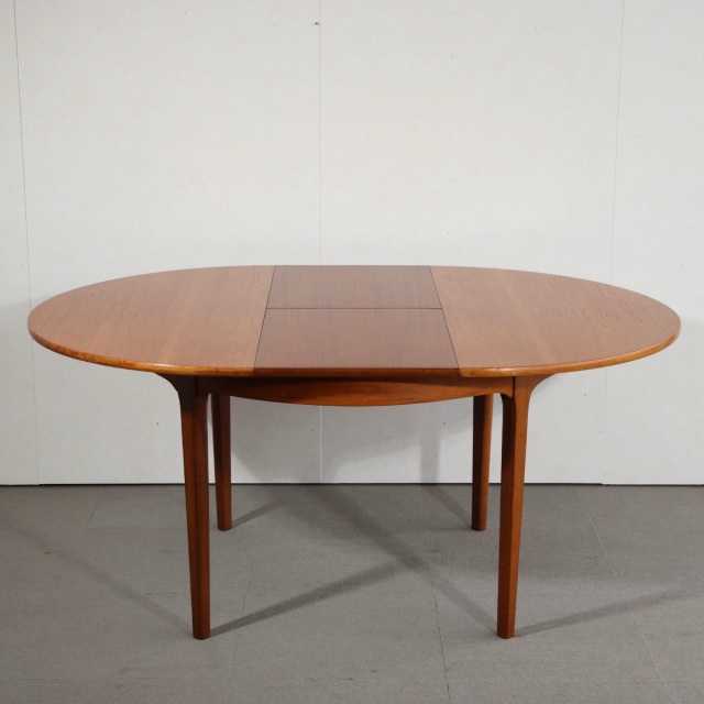 アンチロジカルシンキング」ネイサンNATHAN ラウンドダイニングテーブル