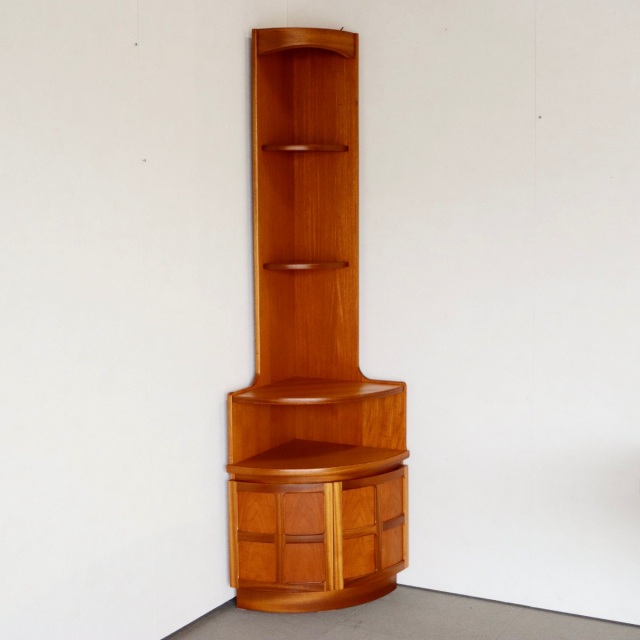 NATHAN CORNER TALL CABINET　ItemCode-WOLD3