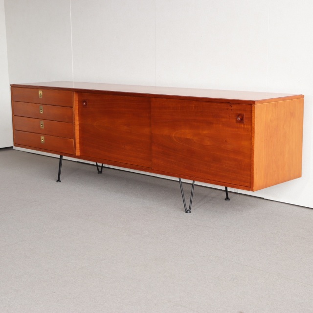 アーキ・シャインArchieShineのサイドボード