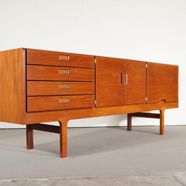 送料込み】【ガルルルル～】 メレデューMEREDEW 製チーク材サイド