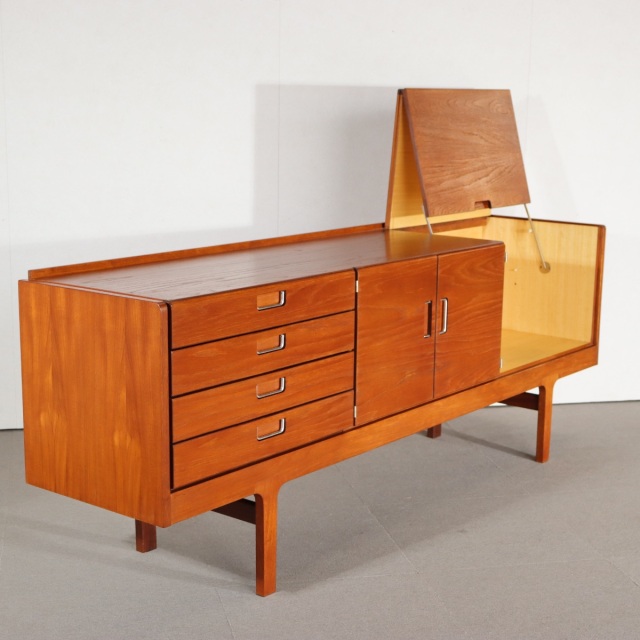 送料込み】【ガルルルル～】 メレデューMEREDEW 製チーク材サイド