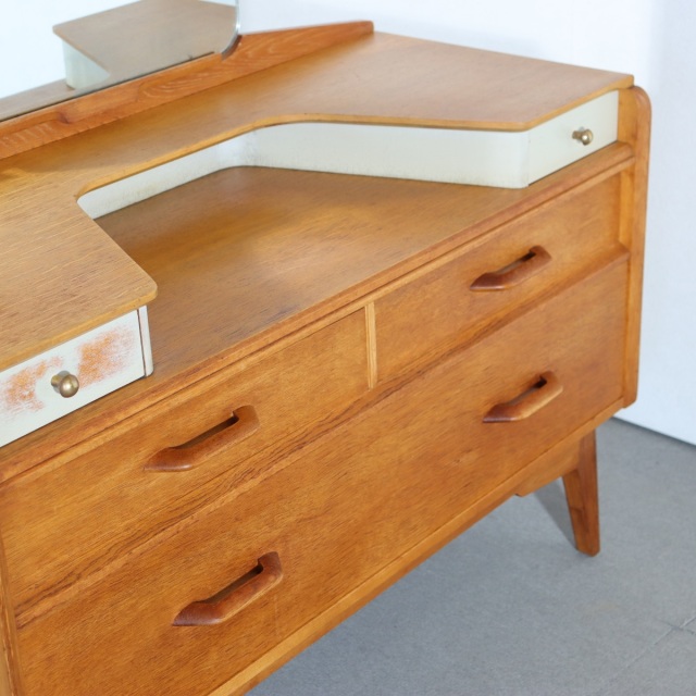 70年のアジと職人の遊び心】ジープランG-PLAN ドレッサー 送料込み