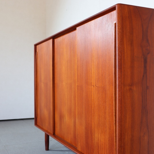 北欧デンマーク　Skovby  スコービー社製 棚　ヴィンテージ　サイドボード 31639eaea2cf65a1bbb72cf5a70442