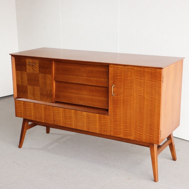 ビューティリティBEAUTILITYのサイドボード