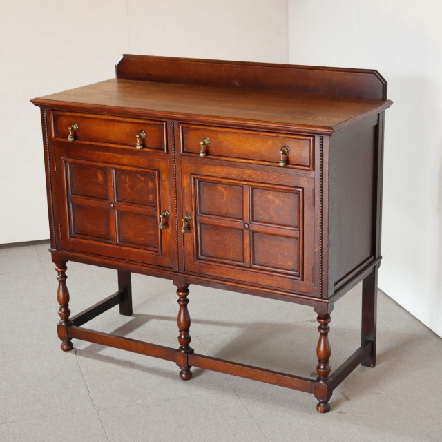 1930年代オーク材サイドボード | 英国アンティーク家具 |