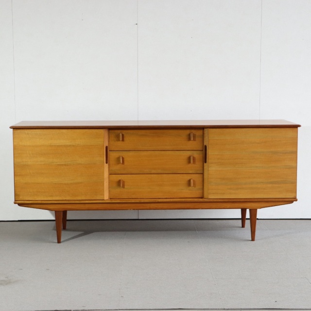 アルフレッドコックスAlfredCoxのサイドボード