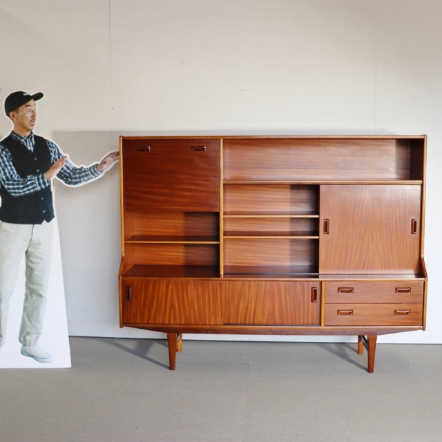 送料込み！ 【左右対称ではないけれども】 エリオッツオブニューベリー