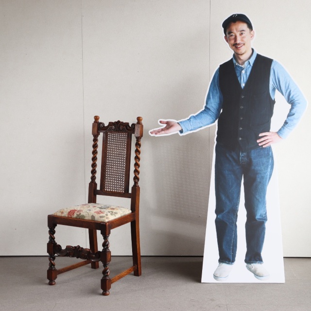 英国ヴィンテージのオーク材の籐製背もたれチェア