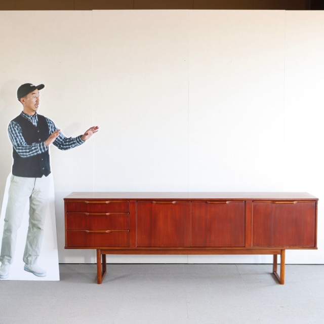 STONEHILL/ストーンヒル　サイドボード キキじゃない方】 ストーンヒルSTONEHILL製チーク材サイドボード 送料込み