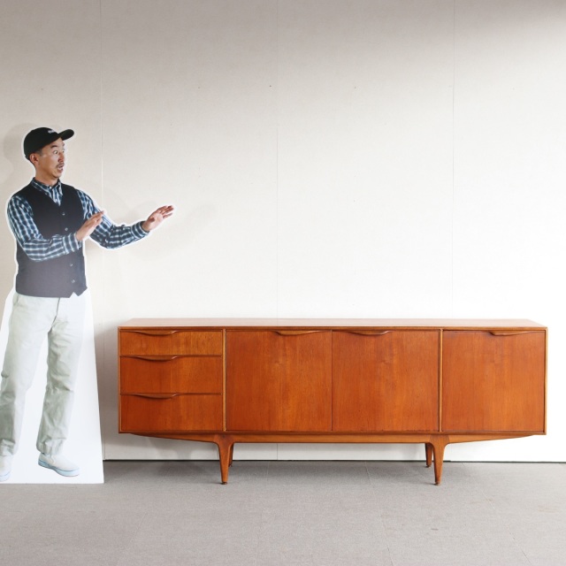 ダンヴィーガン、その名の由来に萌えます】 マッキントッシュ