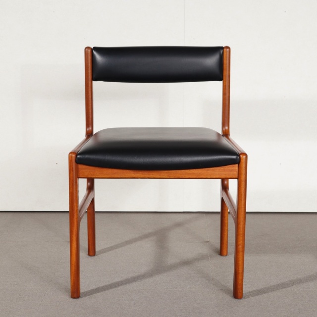 マッキントッシュダイニングチェア