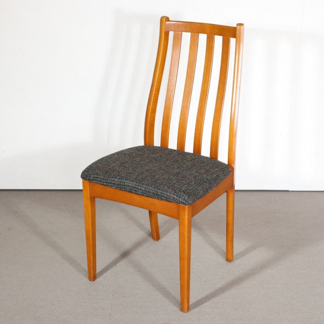 ストーンヒルStonehill製ダイニングチェア