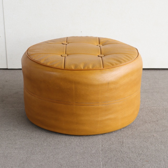 シェアボーンSherborneのオットマン