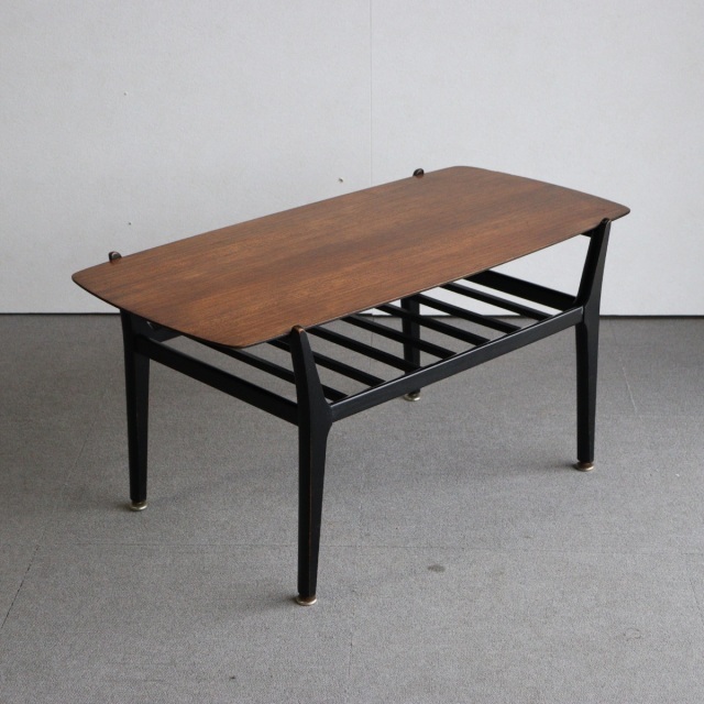 ネイサンNATHANのコーヒーテーブル