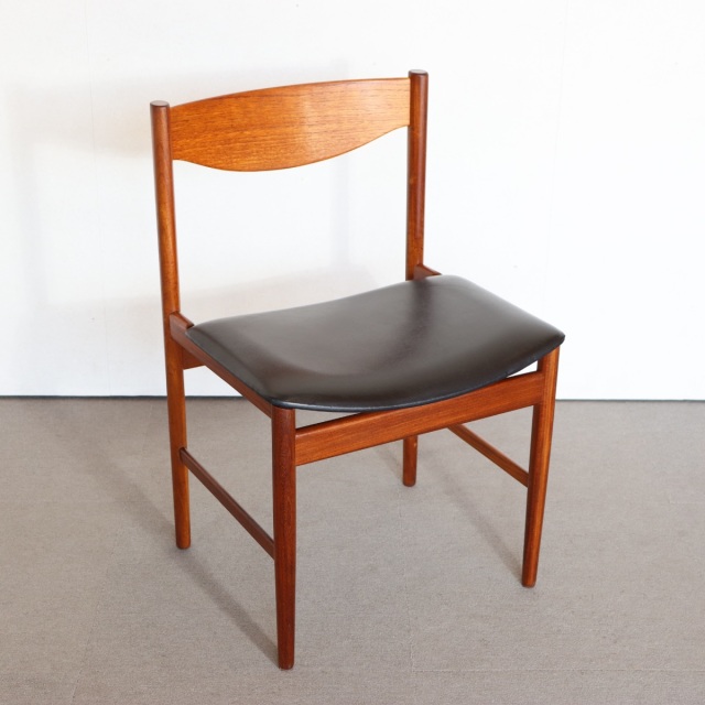 英国ヴィンテージ家具 G-PLAN（ジープラン）｜チークの名作・ミッド