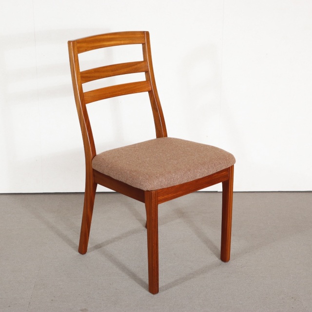 最終価格！Vintage ネイサン Nathan ダイニングチェア 最終価格！Vintage ネイサン Nathan ダイニングチェア 最終価格