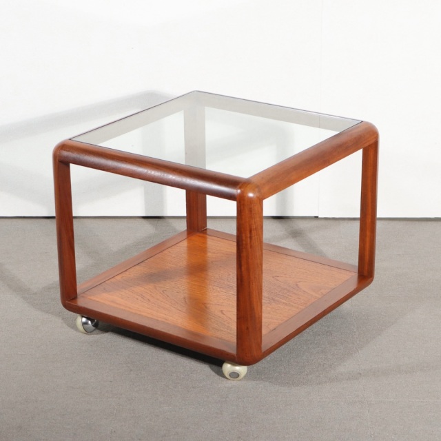 ジープランG-PLANのコーヒーテーブル