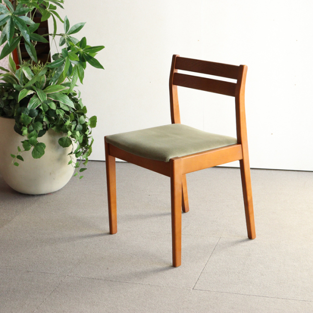 デンマーク製のヴィンテージダイニングチェア
